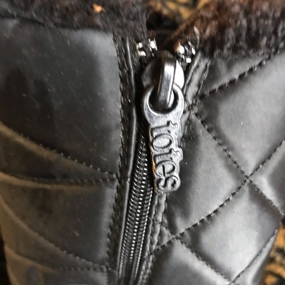 Quilted Totes Rain Boots - Picture 3 of 4